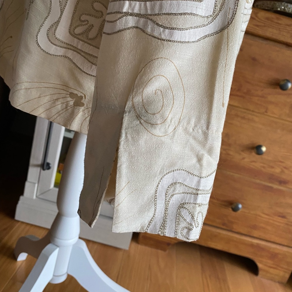 Beige Colored Jacket With Shell Beads - image 8